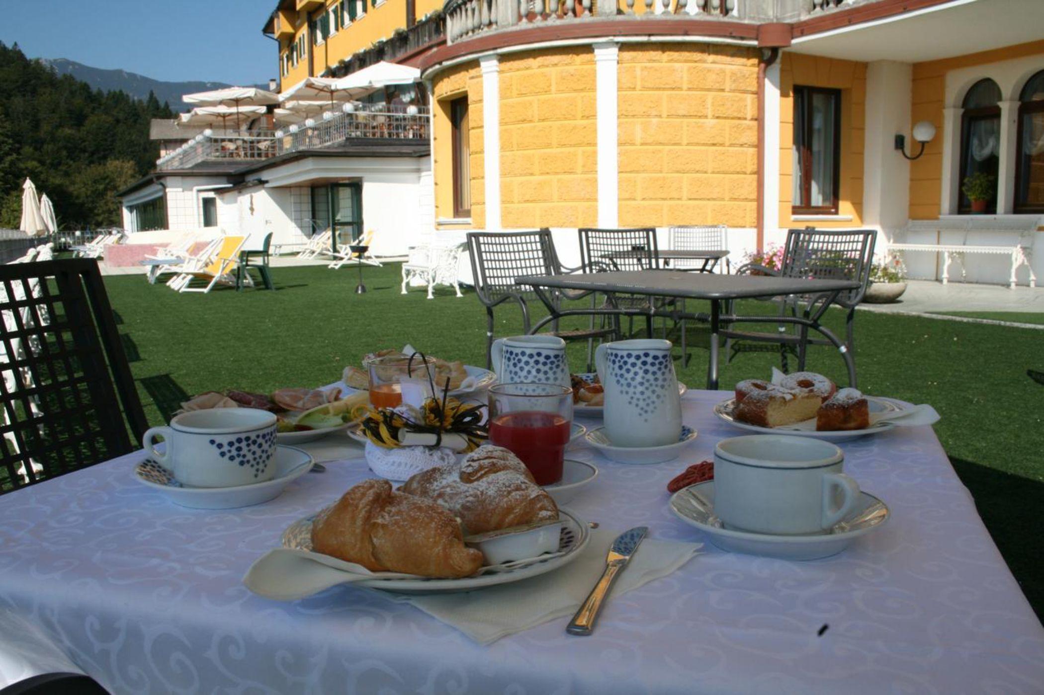 Grand Hotel Astoria لافاروني المظهر الخارجي الصورة